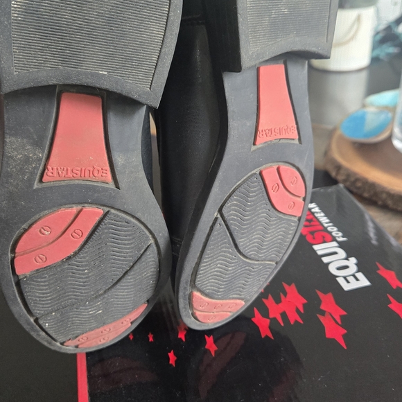 EquiStar Black Leather Ankle Boots - Picture 9 of 15